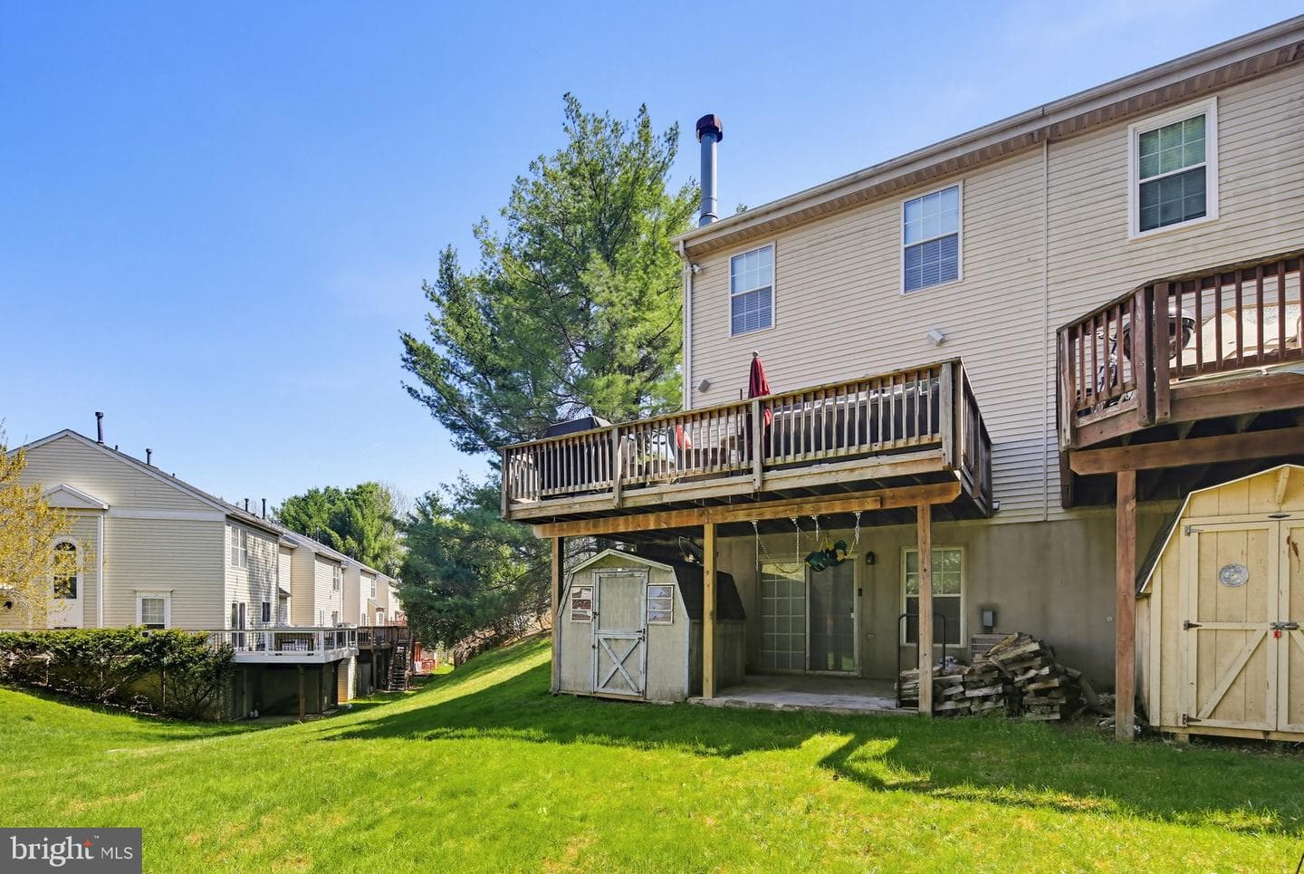 14 Shelton Court photo 36