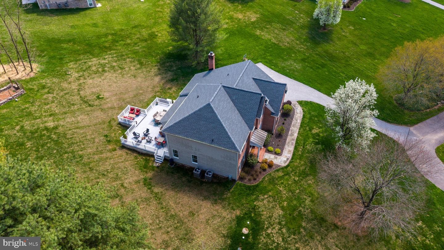 1231 Corbett Road photo 97