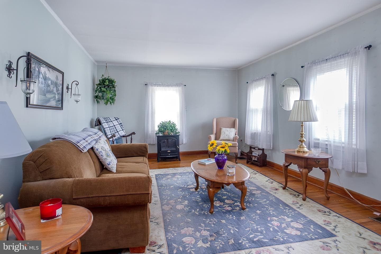 15914 Falls Road photo 3