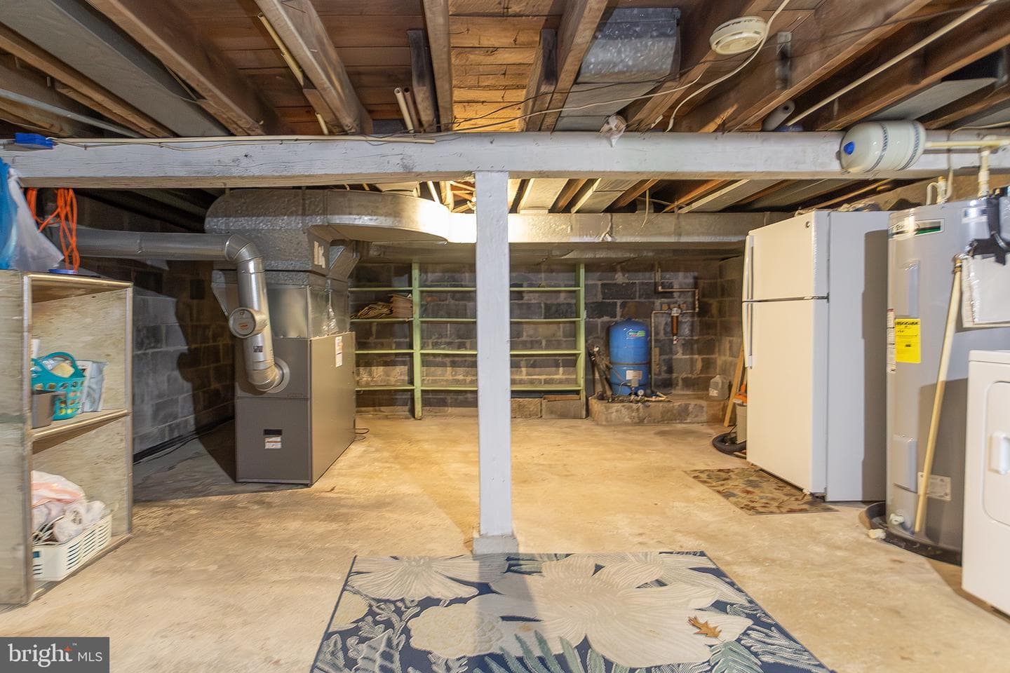 15914 Falls Road photo 40