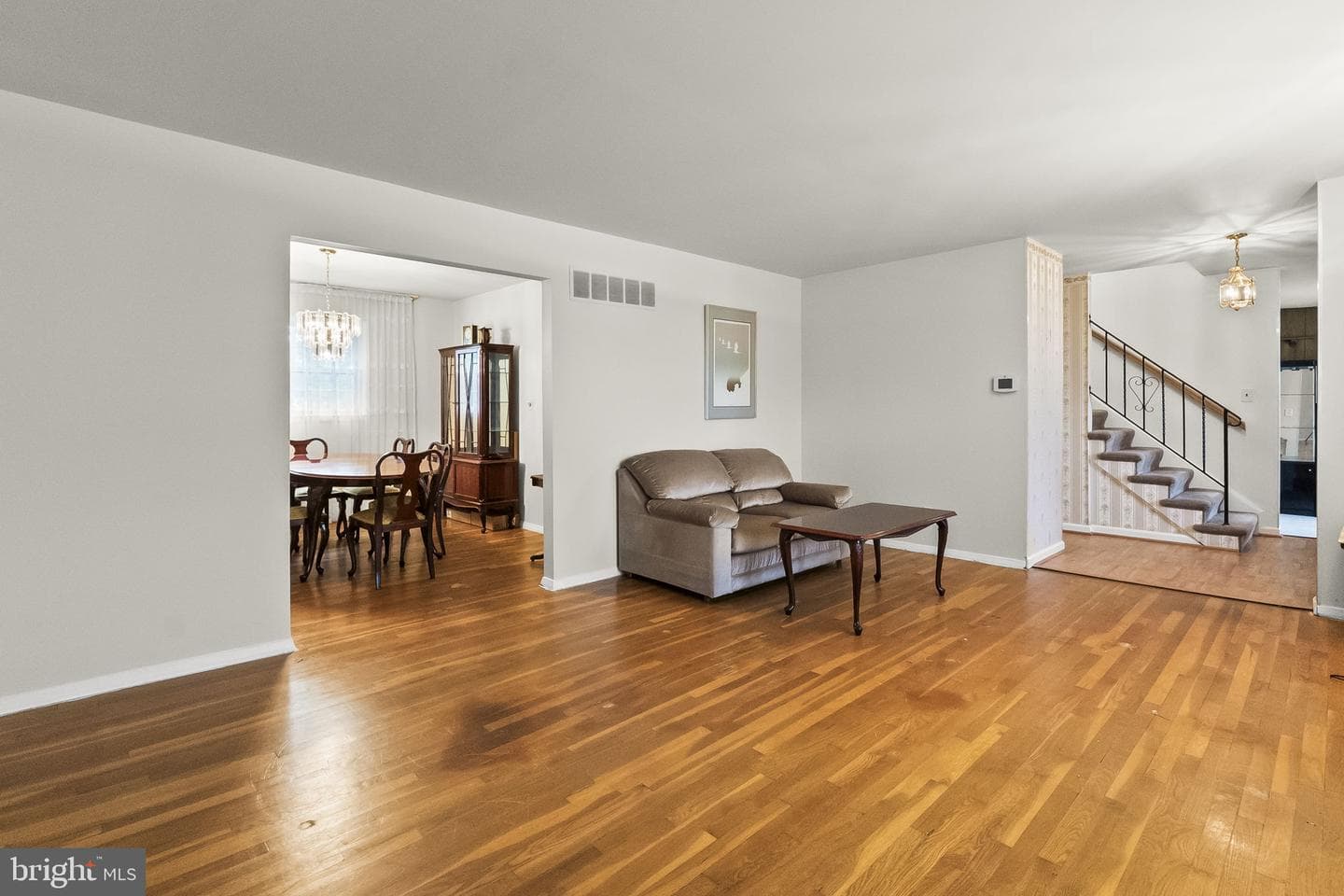 8337 Merryview Drive photo 3