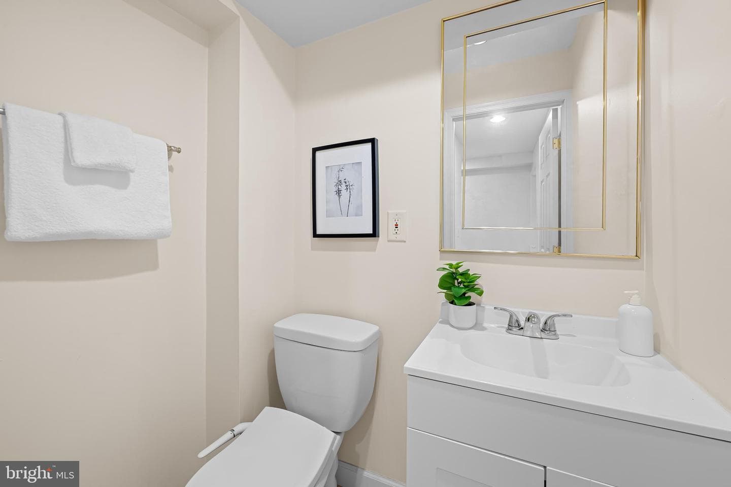 6045 Falls Road photo 12