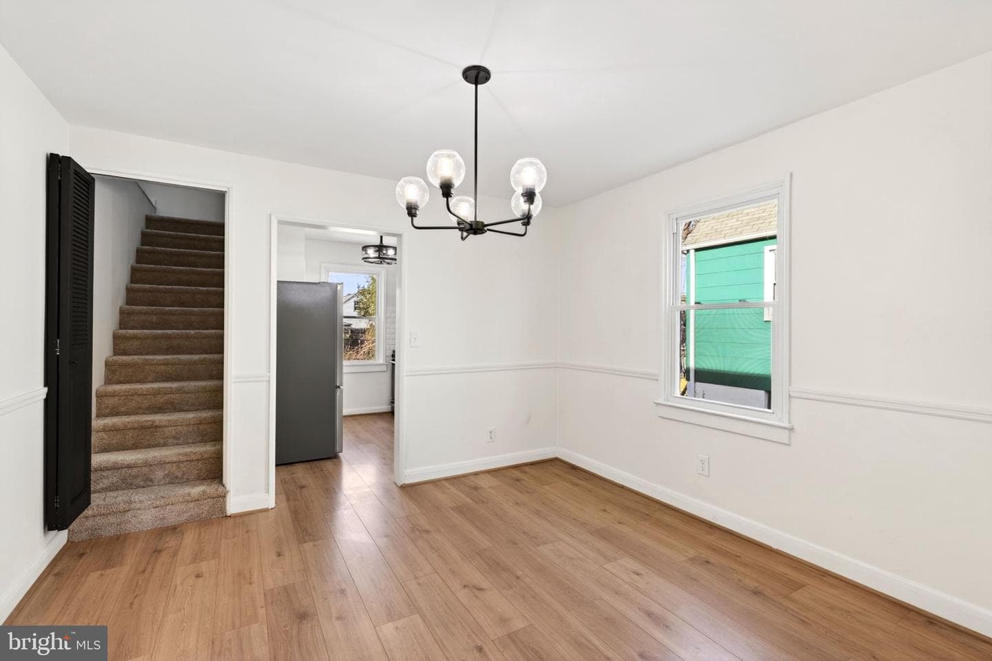 2511 Wentworth photo 5