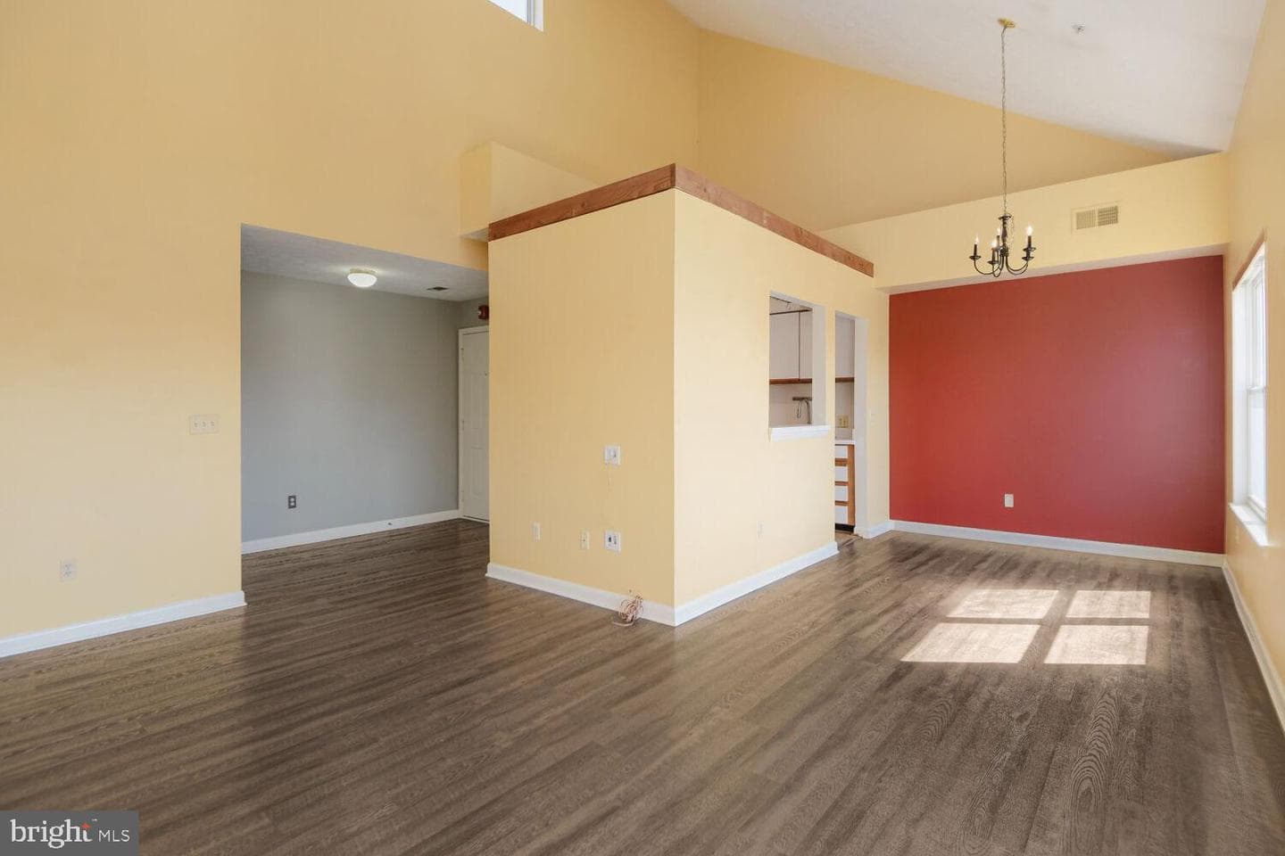 1803 Snow Meadow Lane #302 photo 8