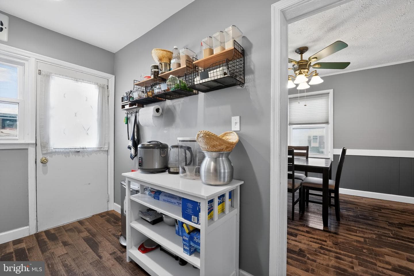 237 Riverthorn Road photo 5