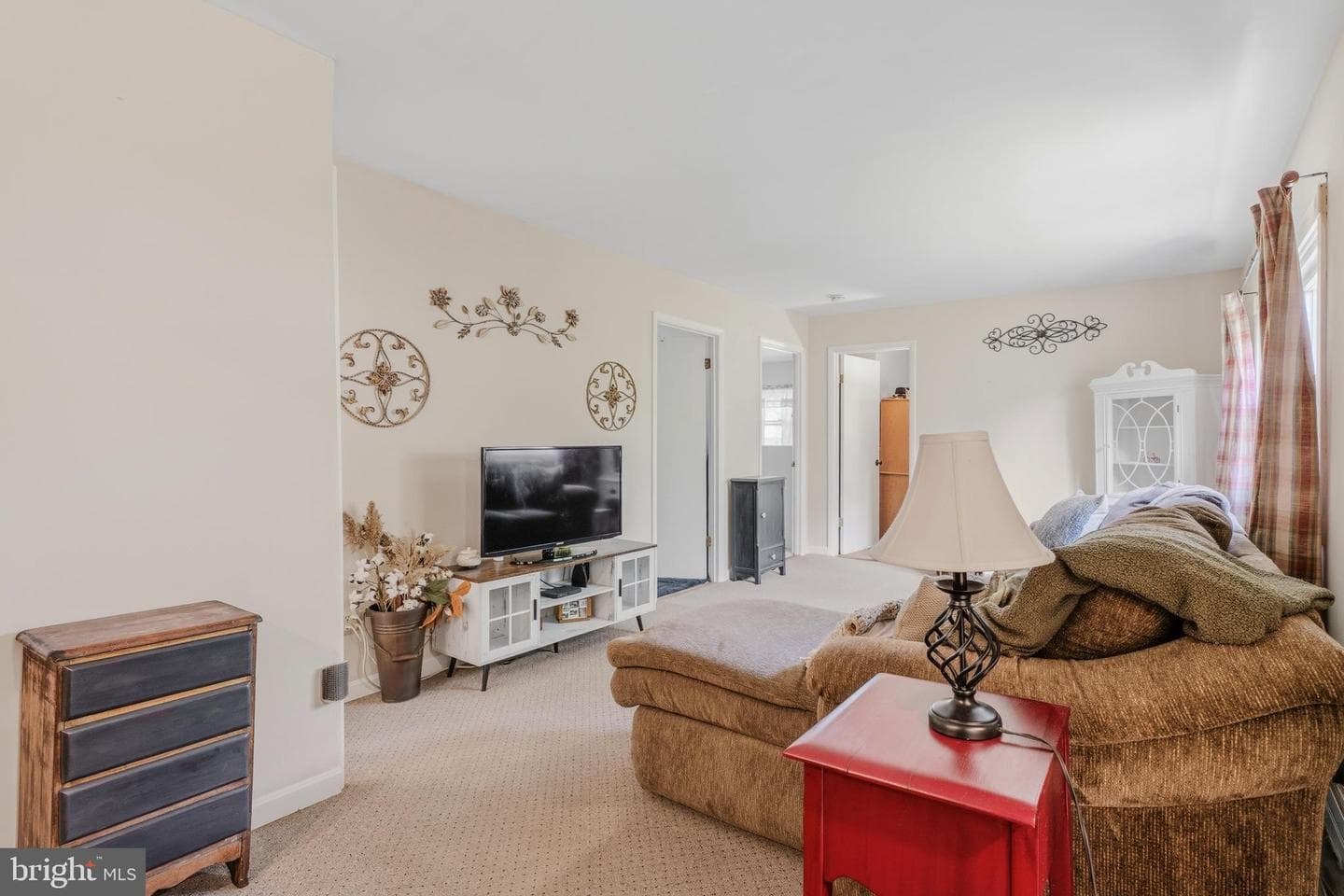 7316 Hughes Avenue photo 13