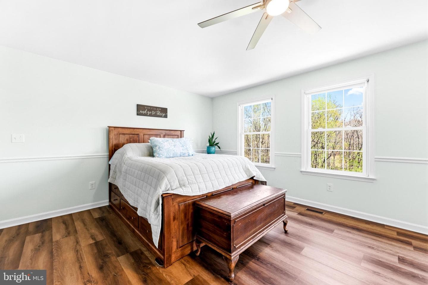 629 Coachmans Way photo 26