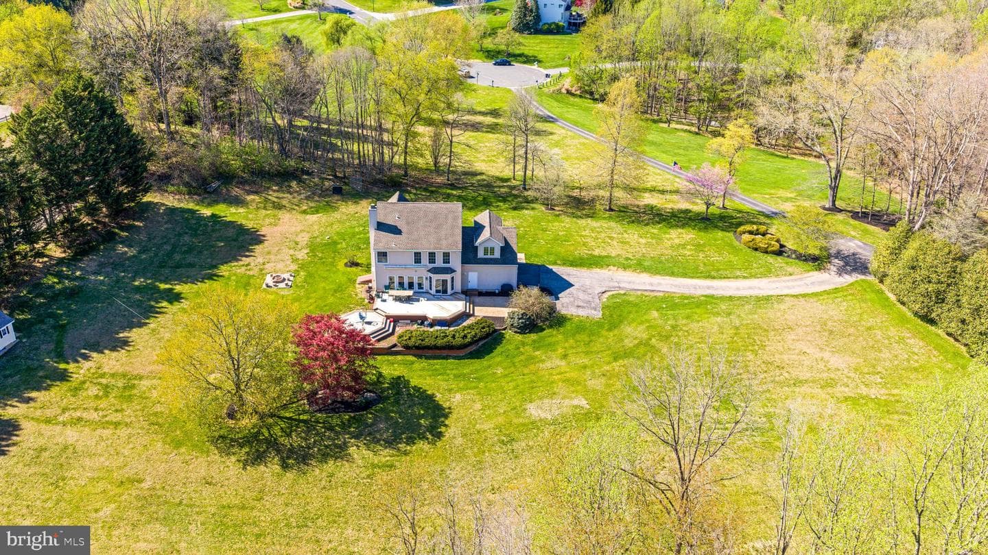 629 Coachmans Way photo 56