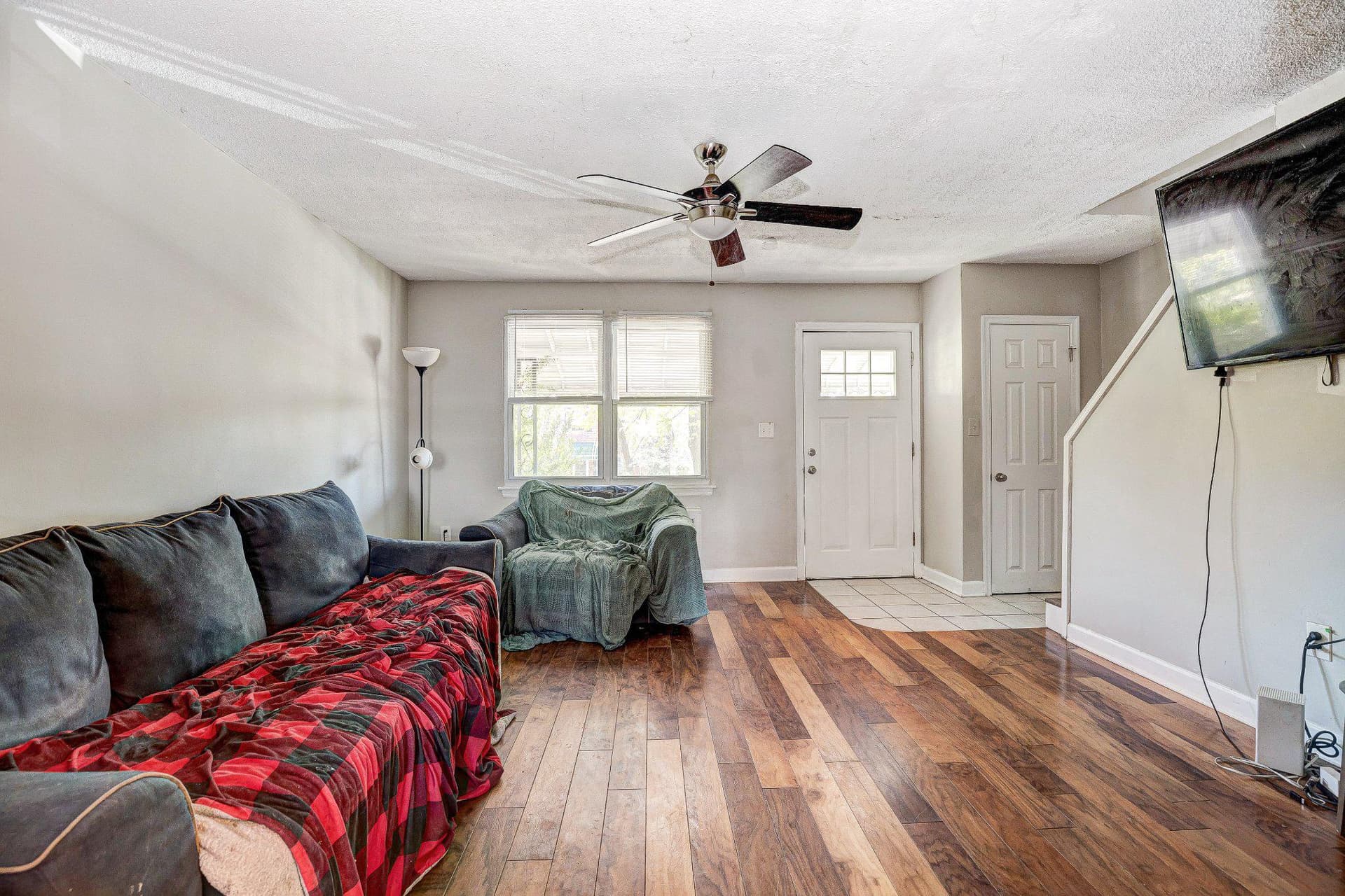 1744 Yakona Road photo 3