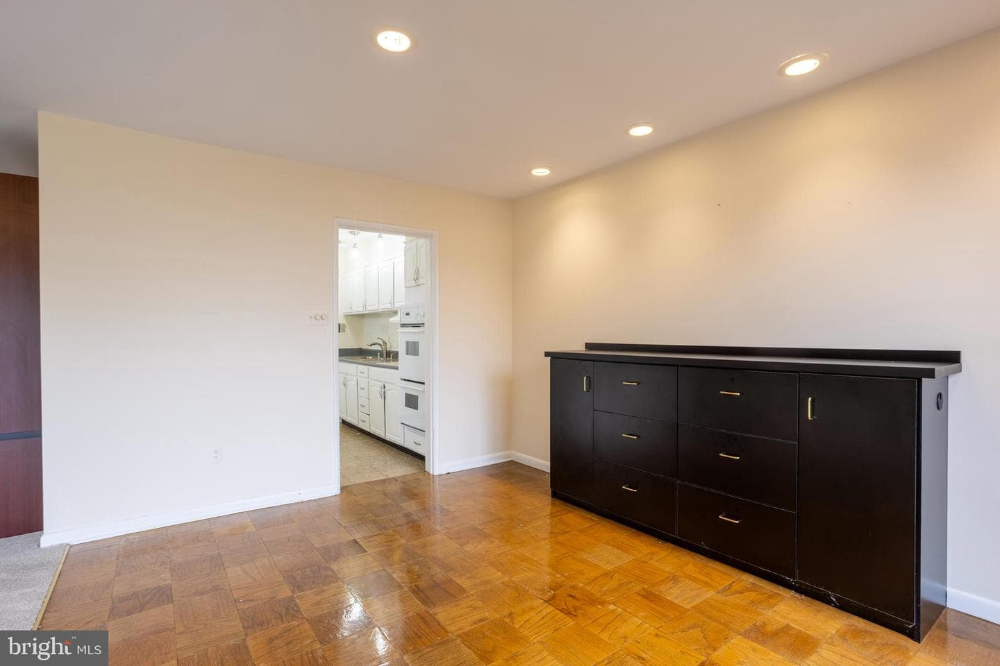 7 Slade Avenue #511 photo 15