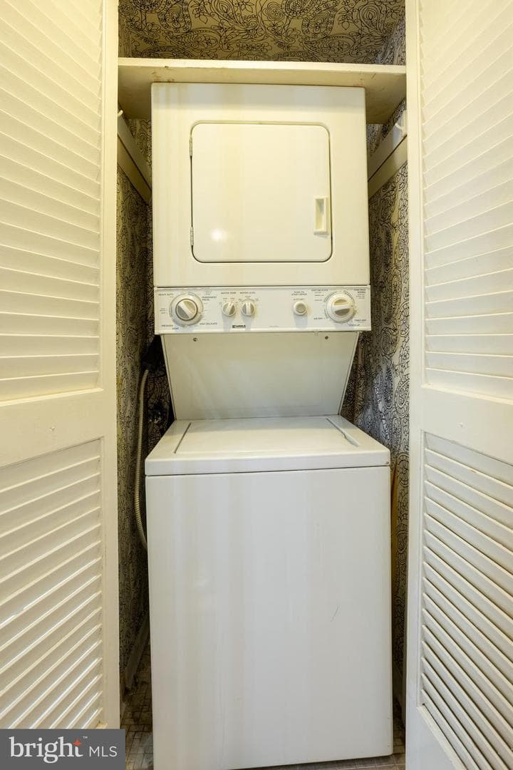 7 Slade Avenue #511 photo 21