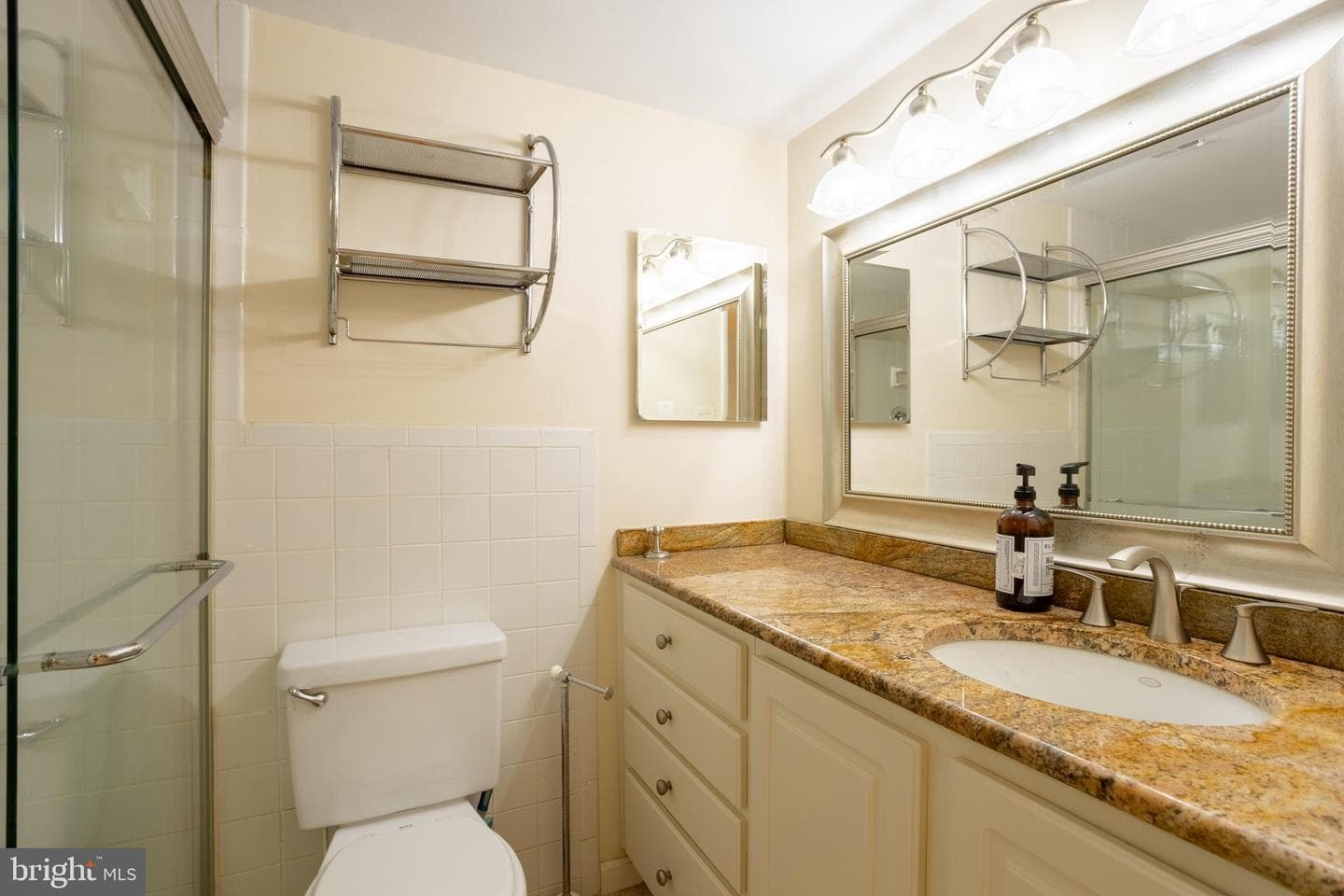 7 Slade Avenue #511 photo 37