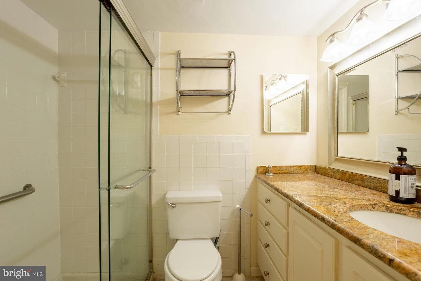 7 Slade Avenue #511 photo 38