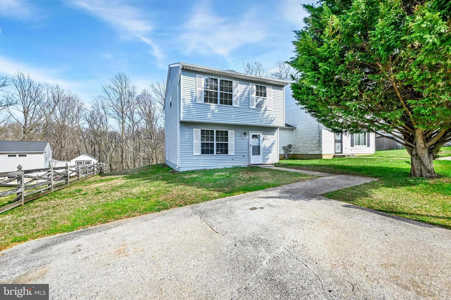 6681 Spring Mill Circle photo 24