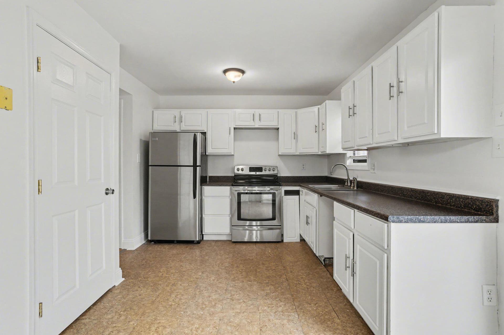 143 Bourbon Court photo 8