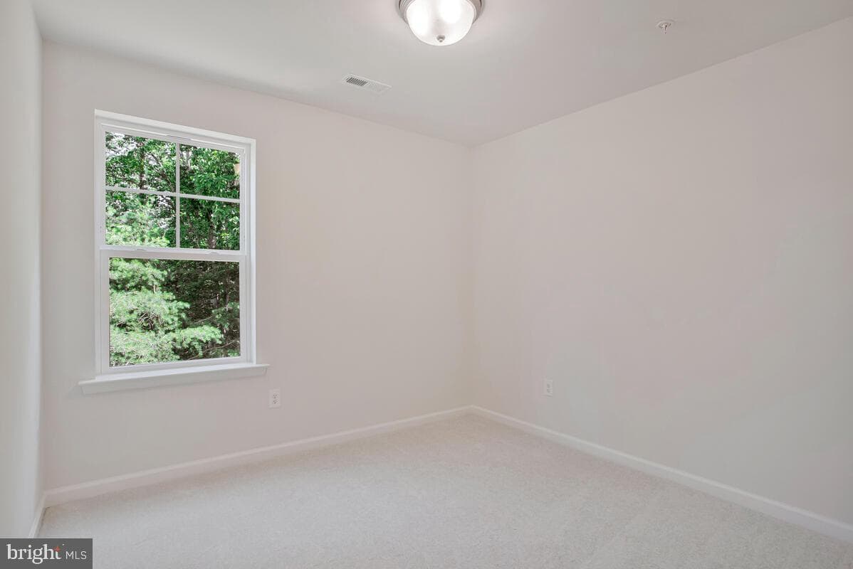 723 Nollmeyer Road photo 26