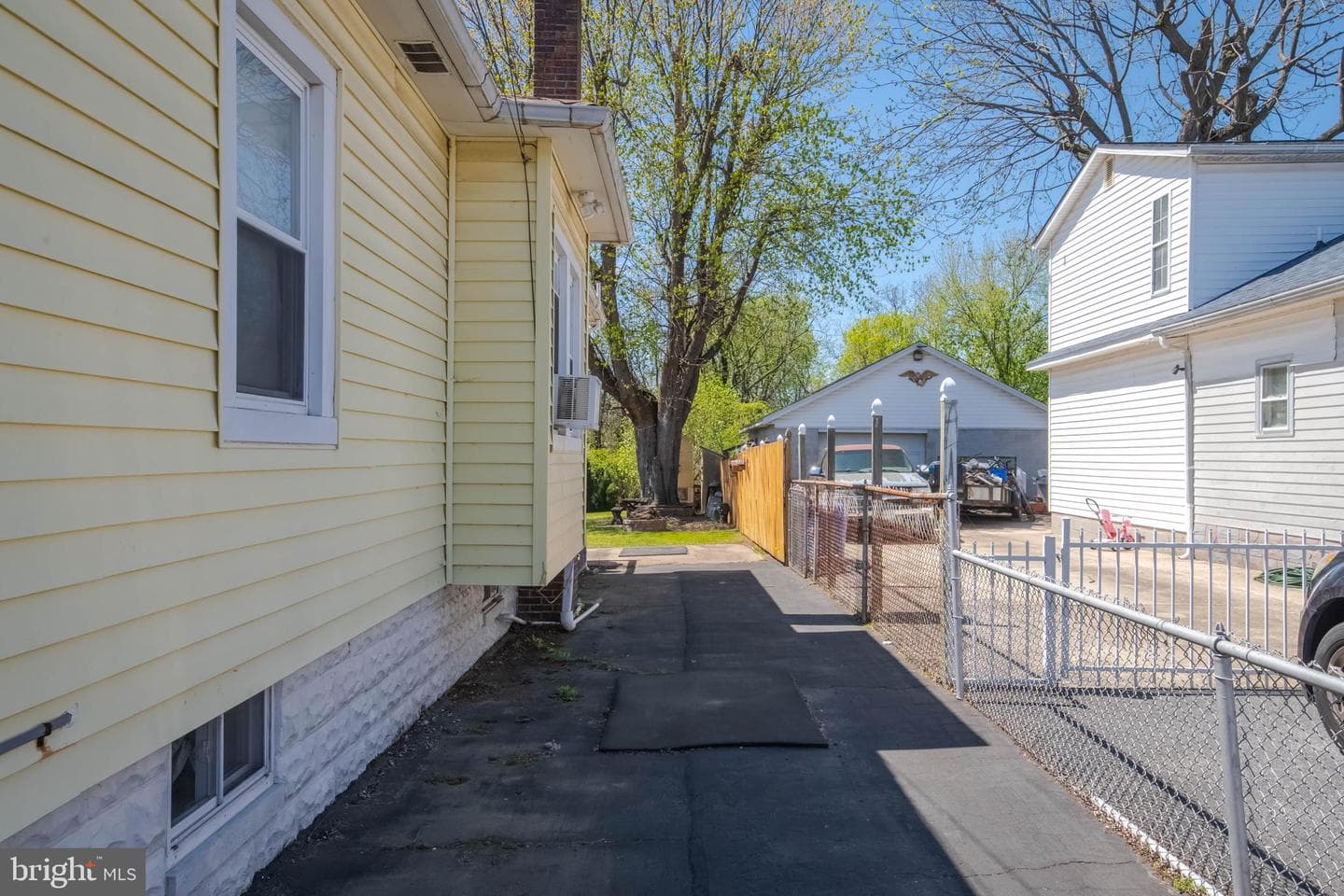 318 Lorraine Avenue photo 23