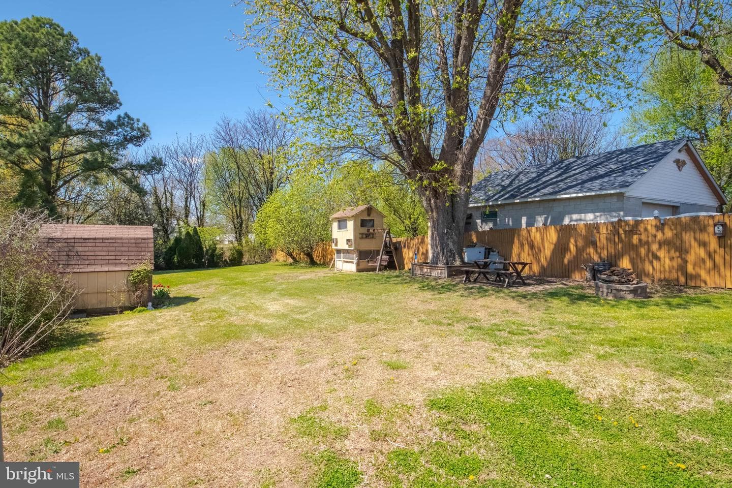 318 Lorraine Avenue photo 26