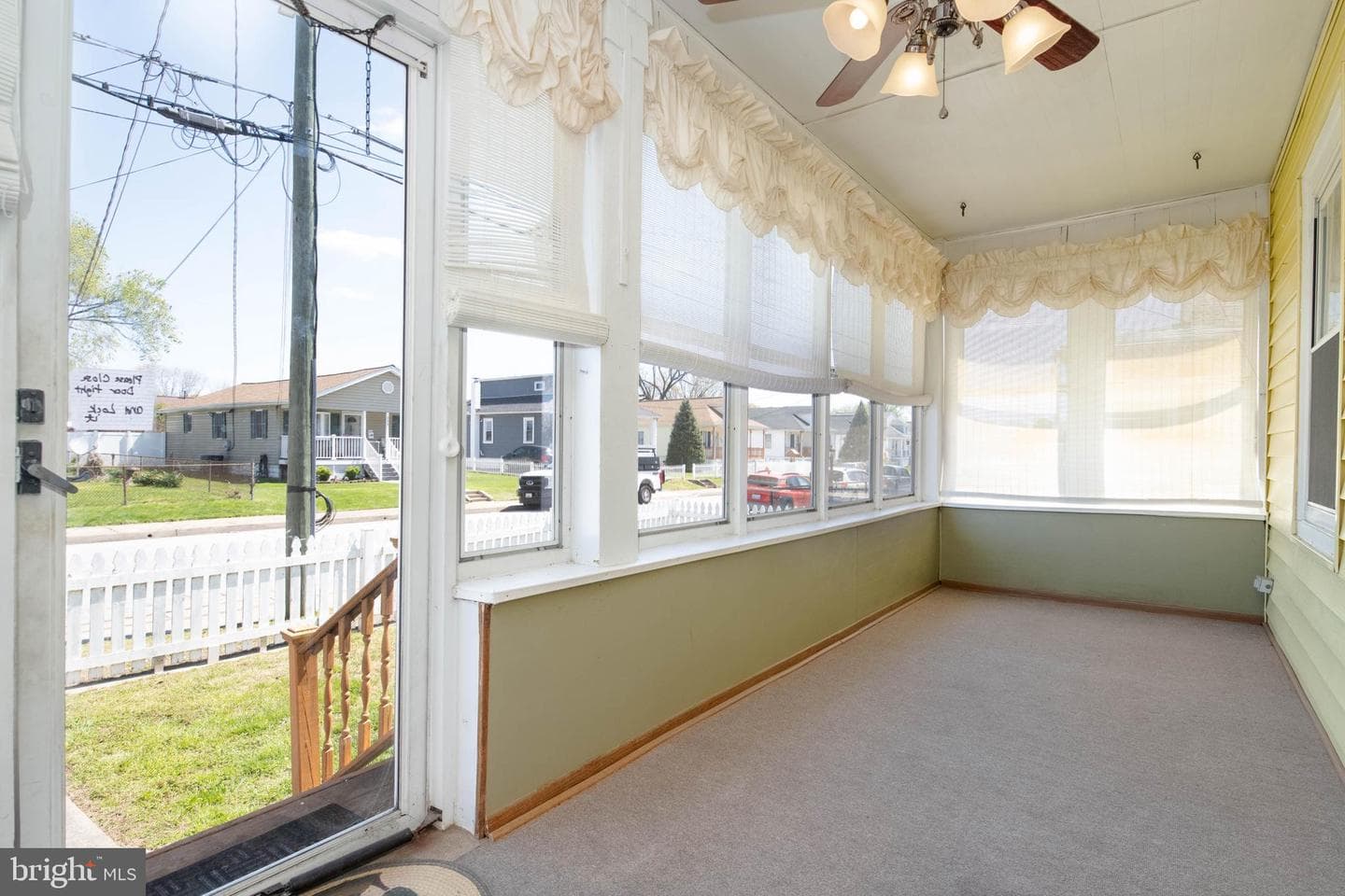 318 Lorraine Avenue photo 3