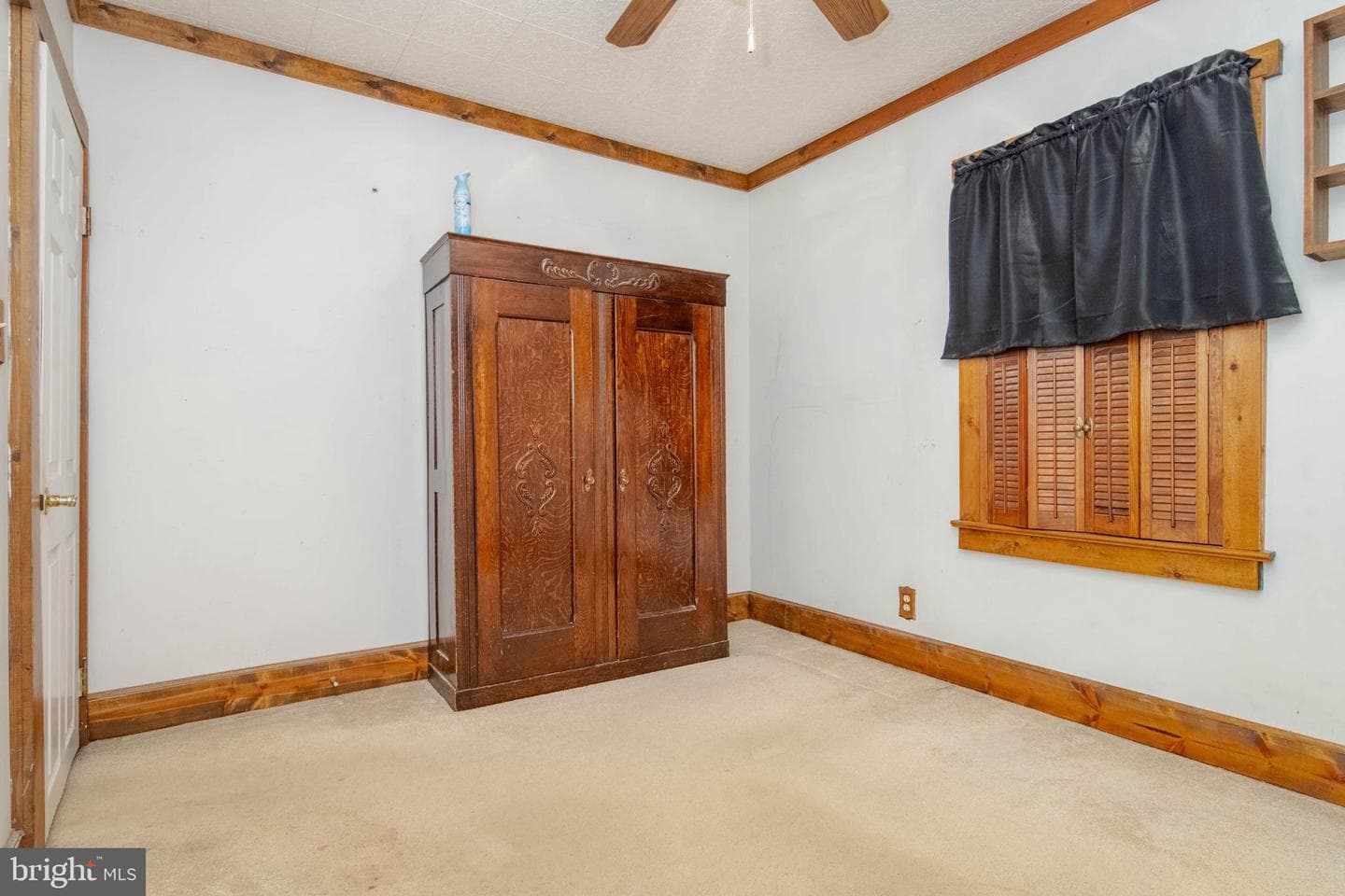 318 Lorraine Avenue photo 9