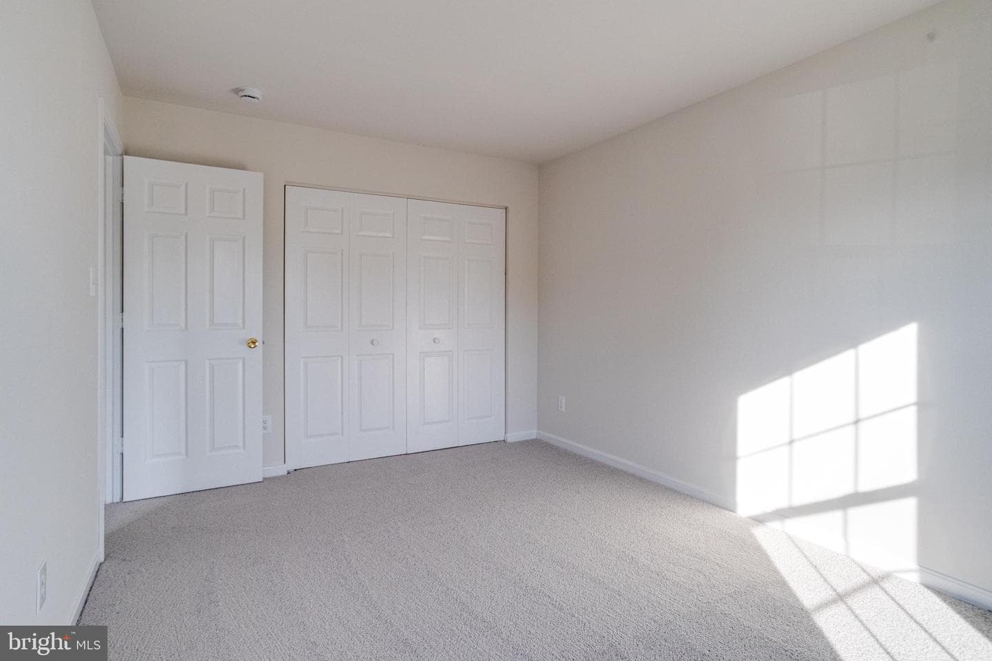 7923 Vernon Avenue photo 27