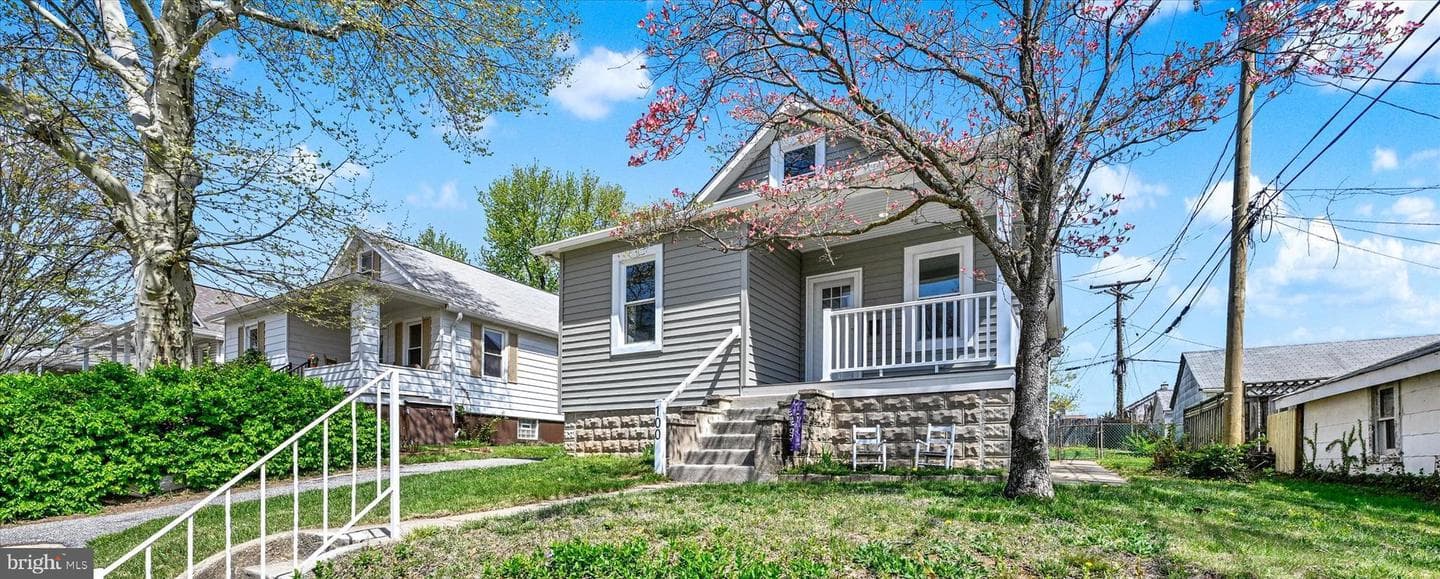 100 Fuller Avenue photo 1