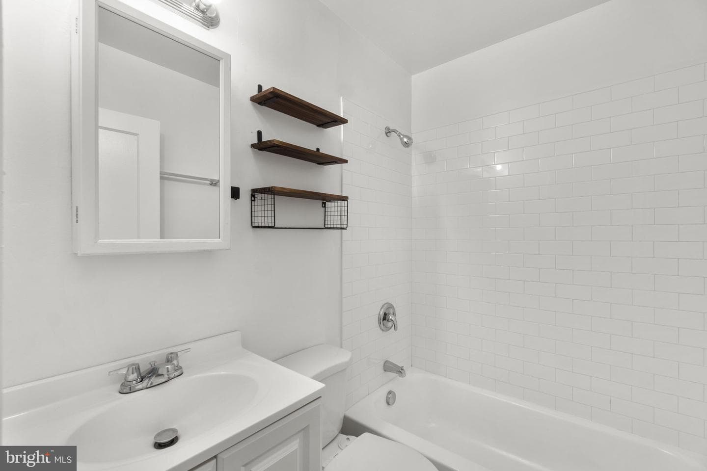 3658 Clifmar Road photo 22