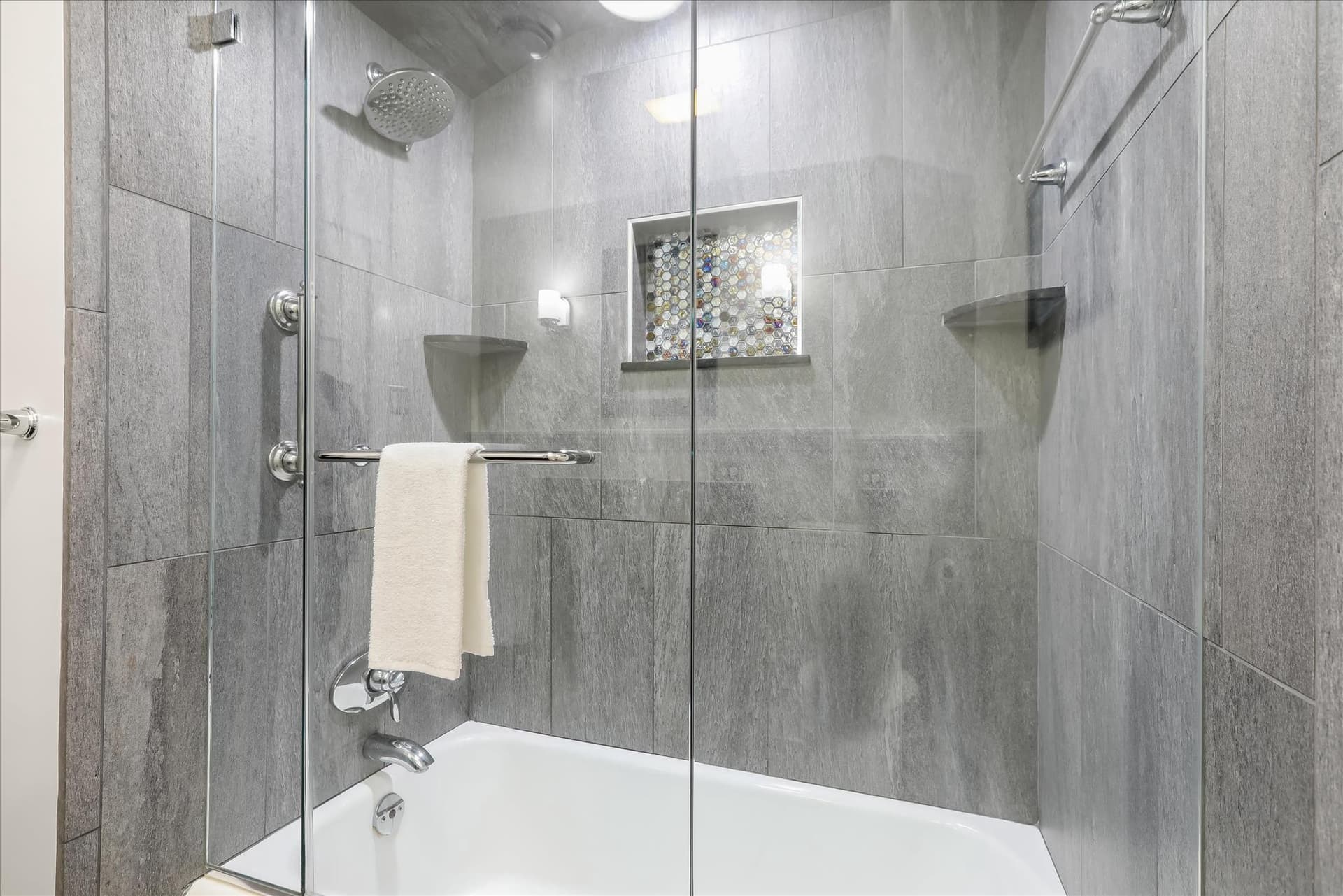 1504 Ivanhoe Avenue photo 37