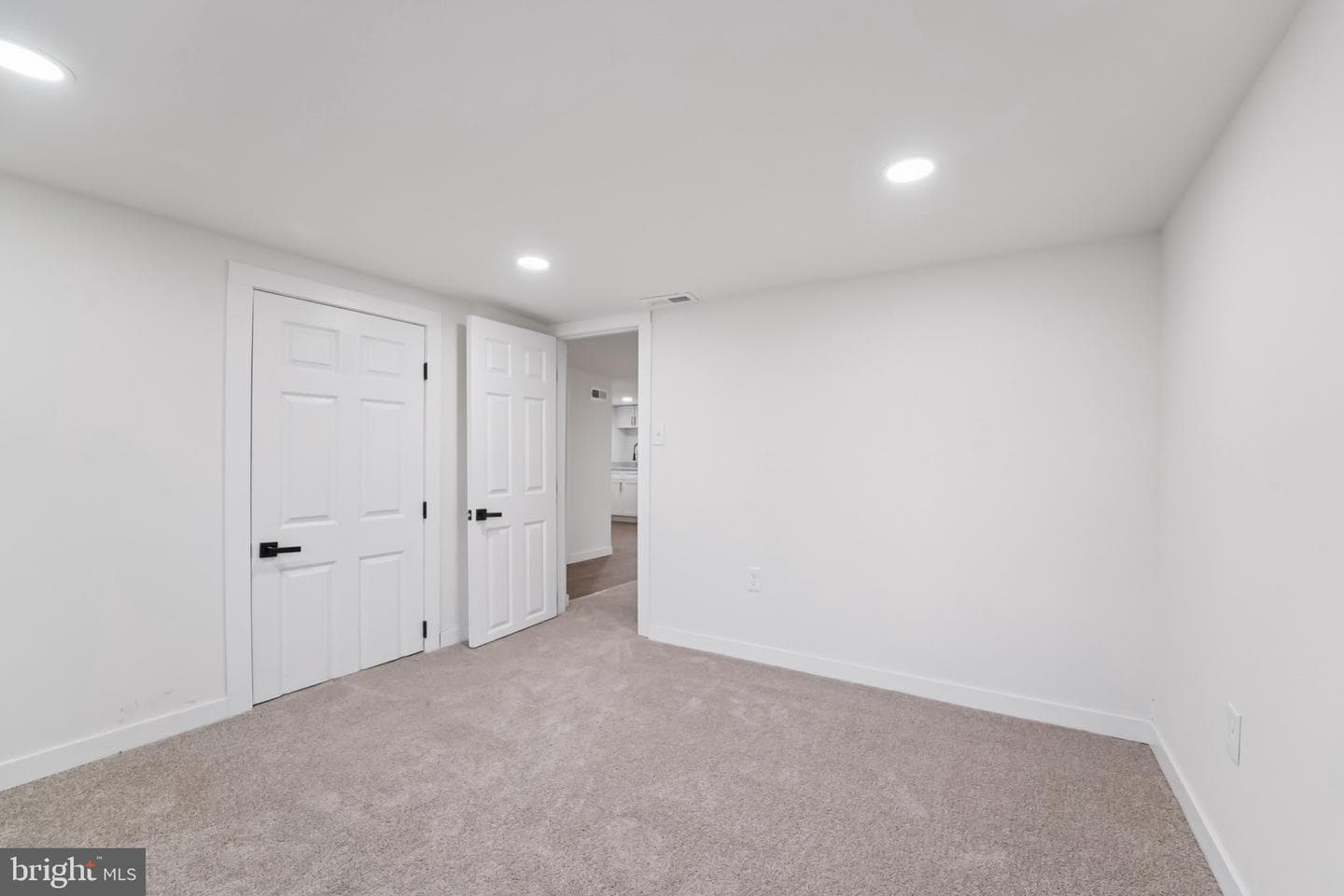 27 Pelczar Avenue photo 31