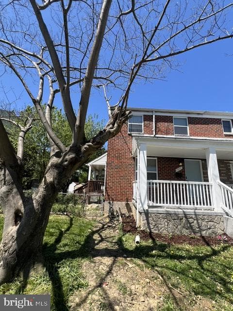 1010 Foxridge Lane photo 1