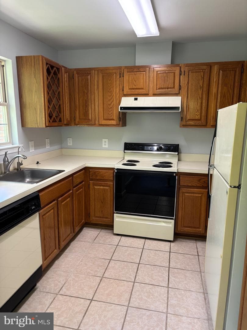 4409 Silverbrook Lane #304 photo 8