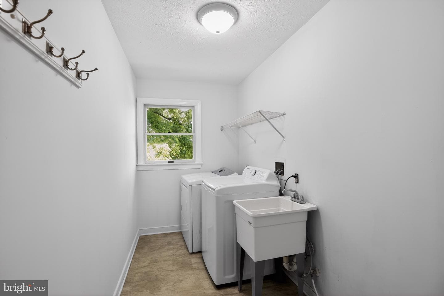 3 Falls Glen Court photo 9