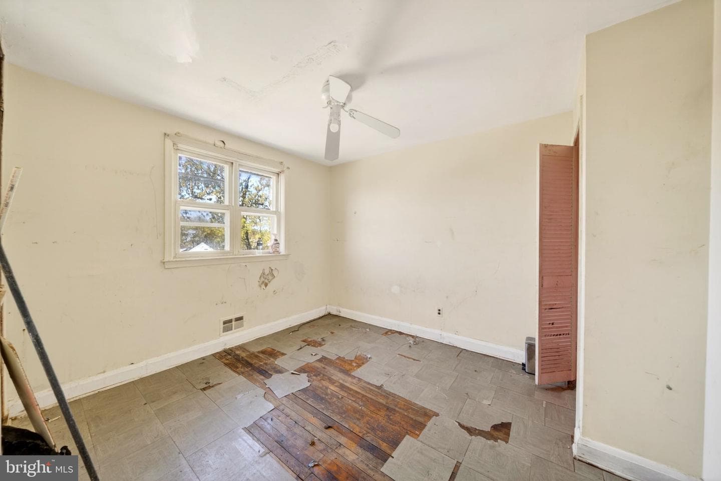 1308 Dalton Road photo 21