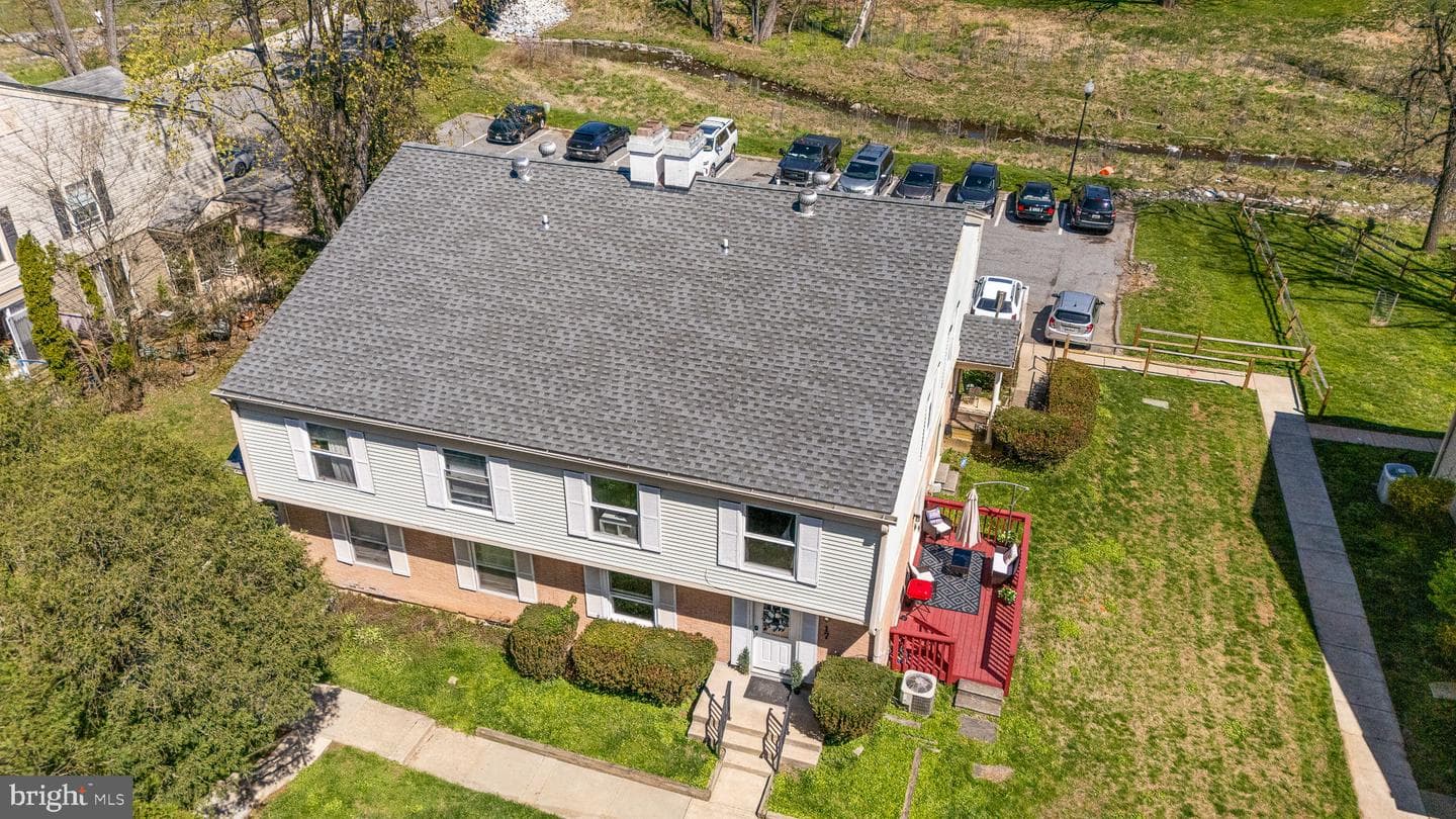 17 Woodenbridge Court #c photo 36