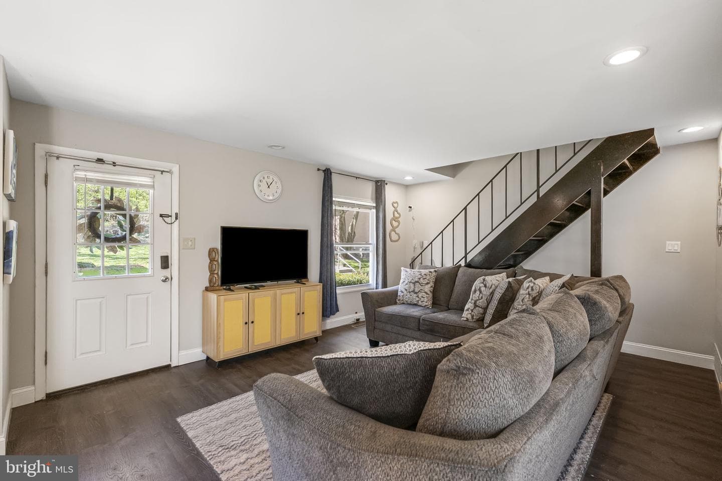 17 Woodenbridge Court #c photo 7