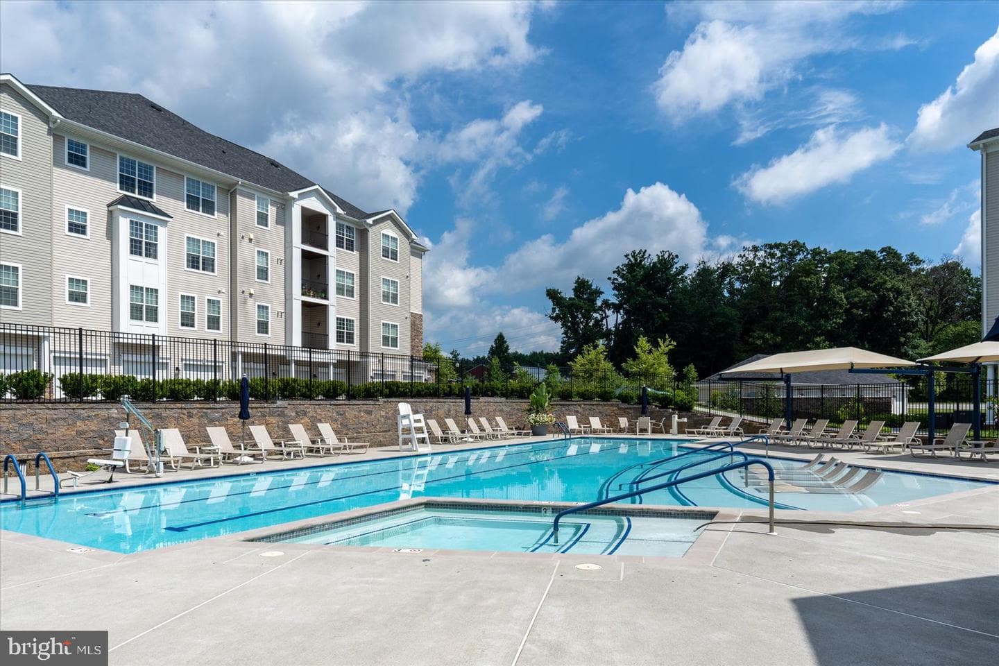 620 Quarry View Court #405 photo 2