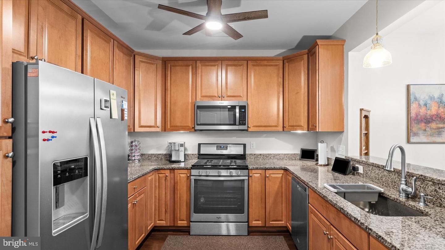 620 Quarry View Court #405 photo 28