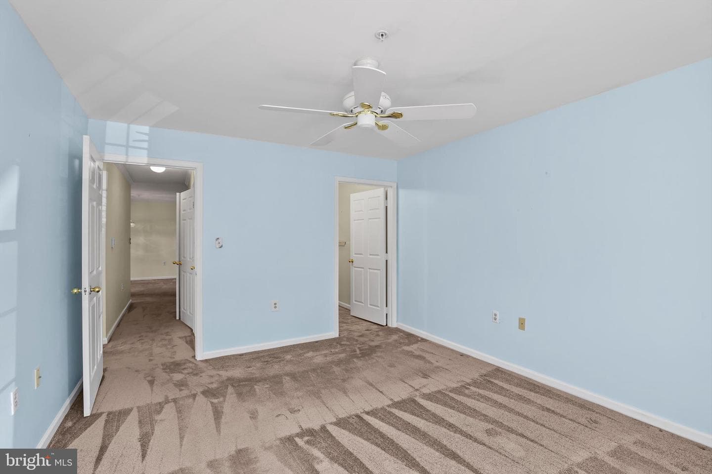 4404 Silverbrook Lane #e102 photo 22