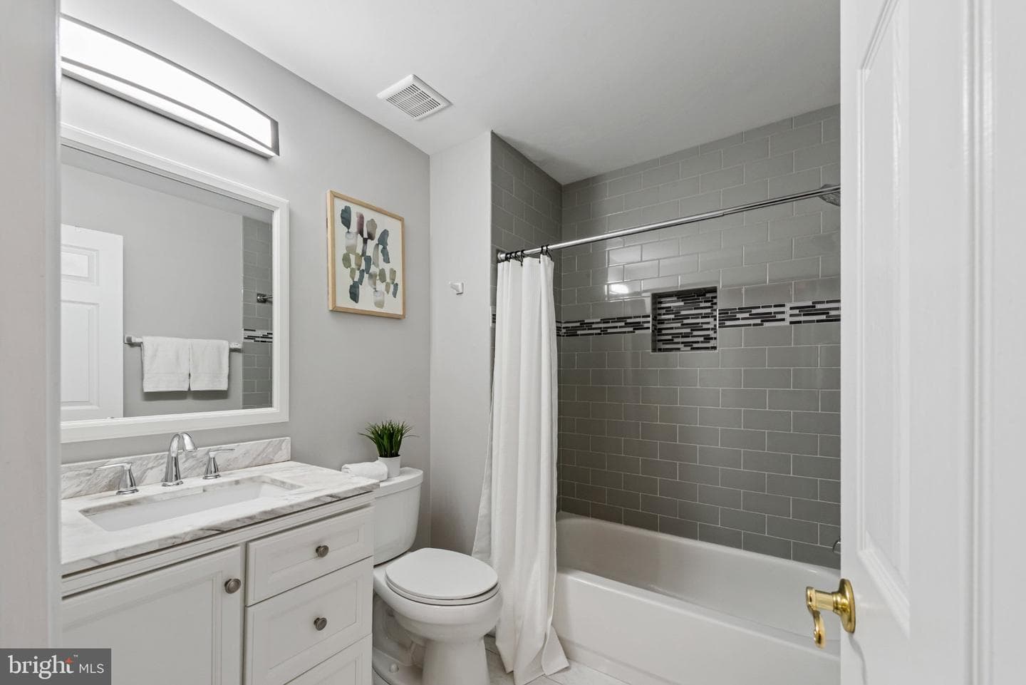 8804 Margate Court #3 photo 22