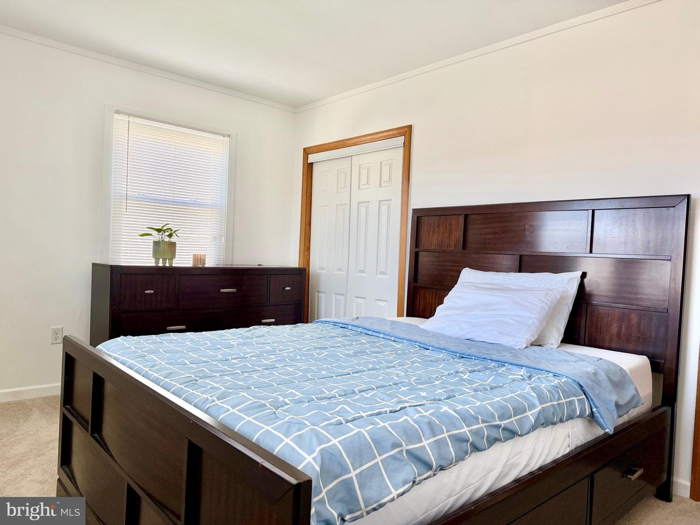 557 Compass Road photo 13