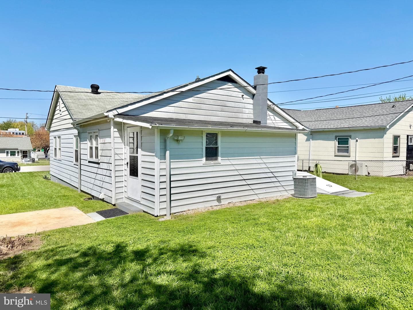 557 Compass Road photo 26