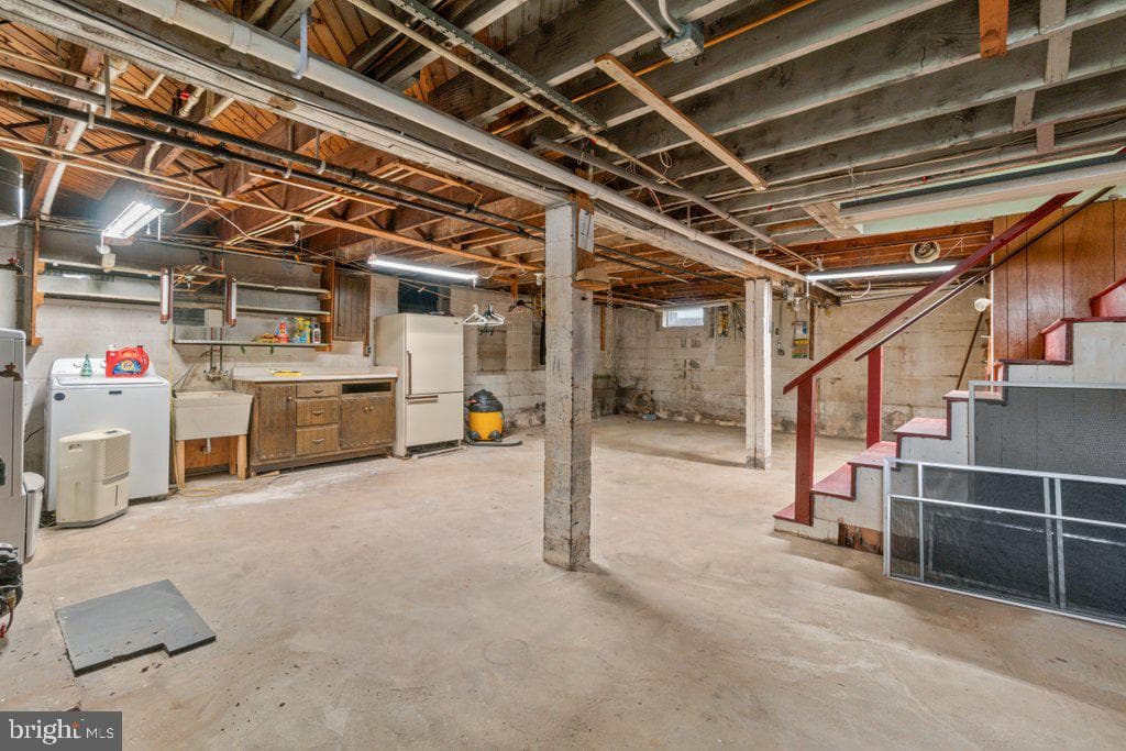 21119 Ridge Road photo 22