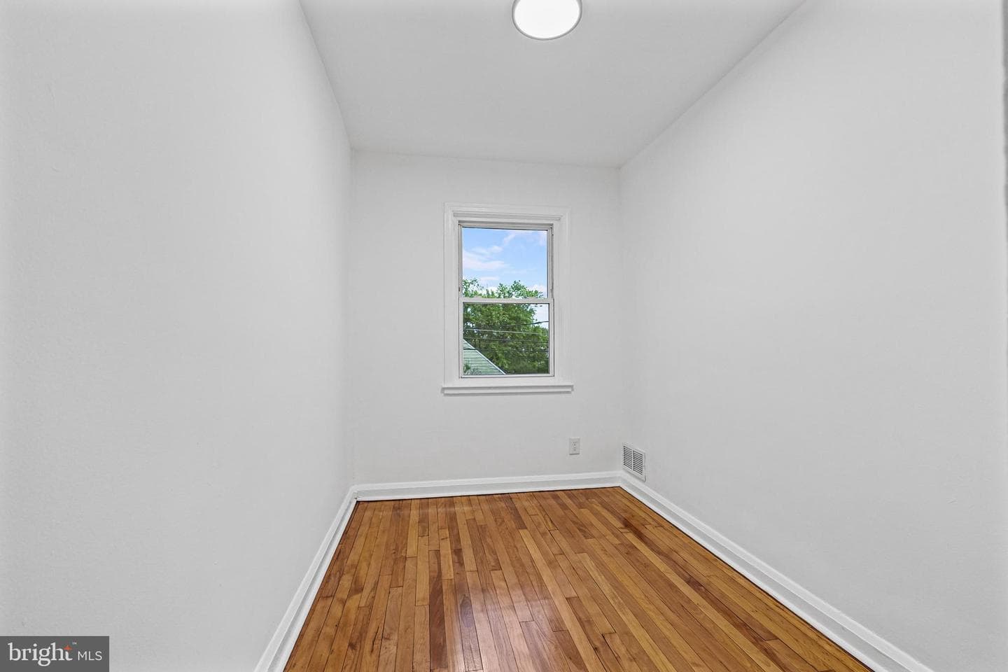 3455 Mcshane Way photo 18