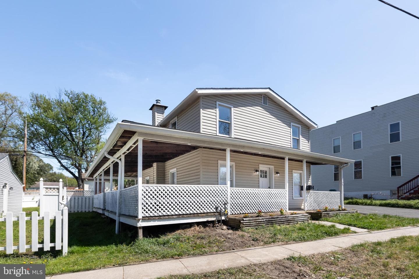 2407 Hammonds Ferry Road photo 3