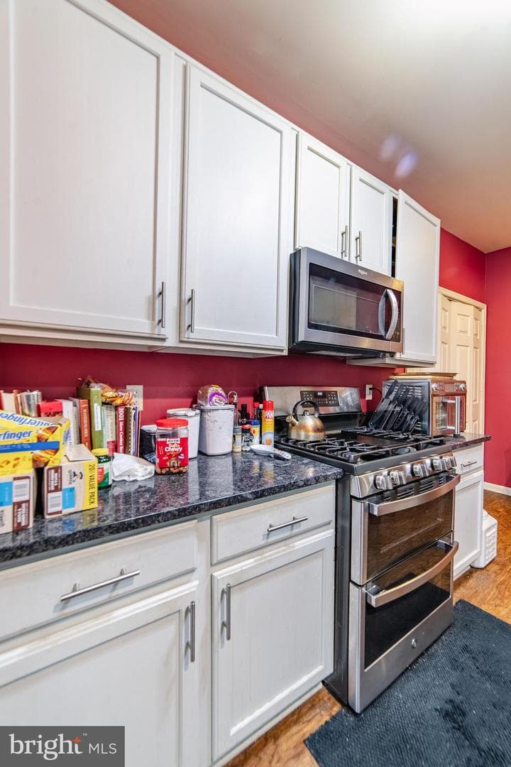 55 Hawk Rise Ln # 303 photo 12