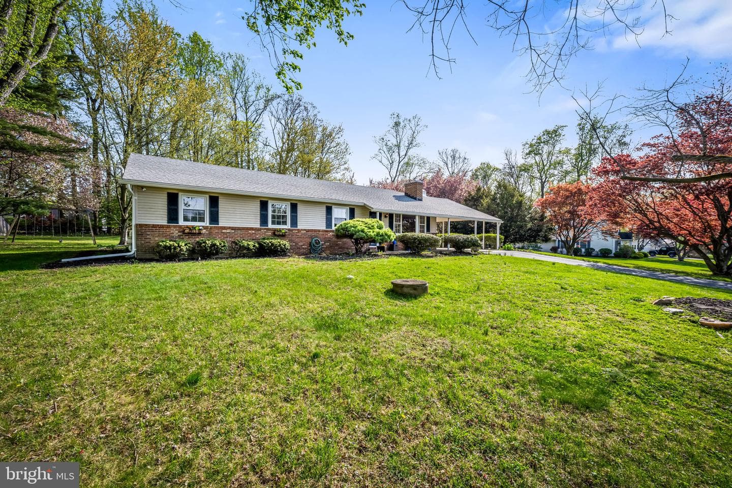 14009 Blenheim Road N photo 59