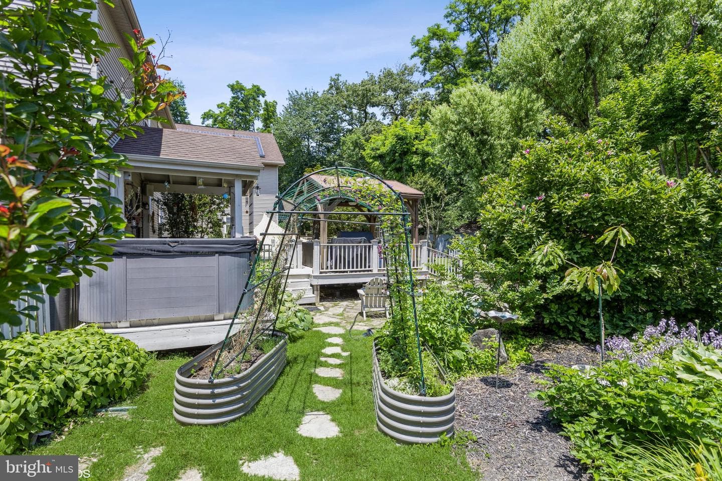 2203 Rockwell Avenue photo 79
