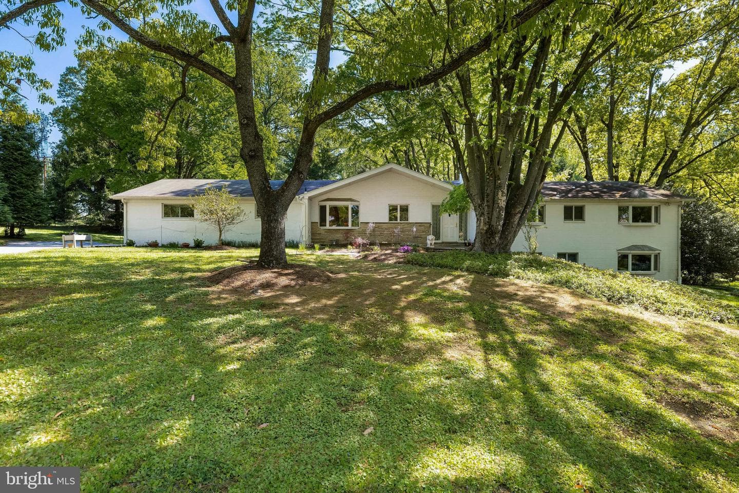 1 Springbriar Lane