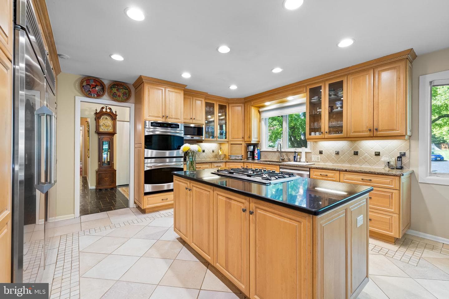 1 Springbriar Lane photo 14