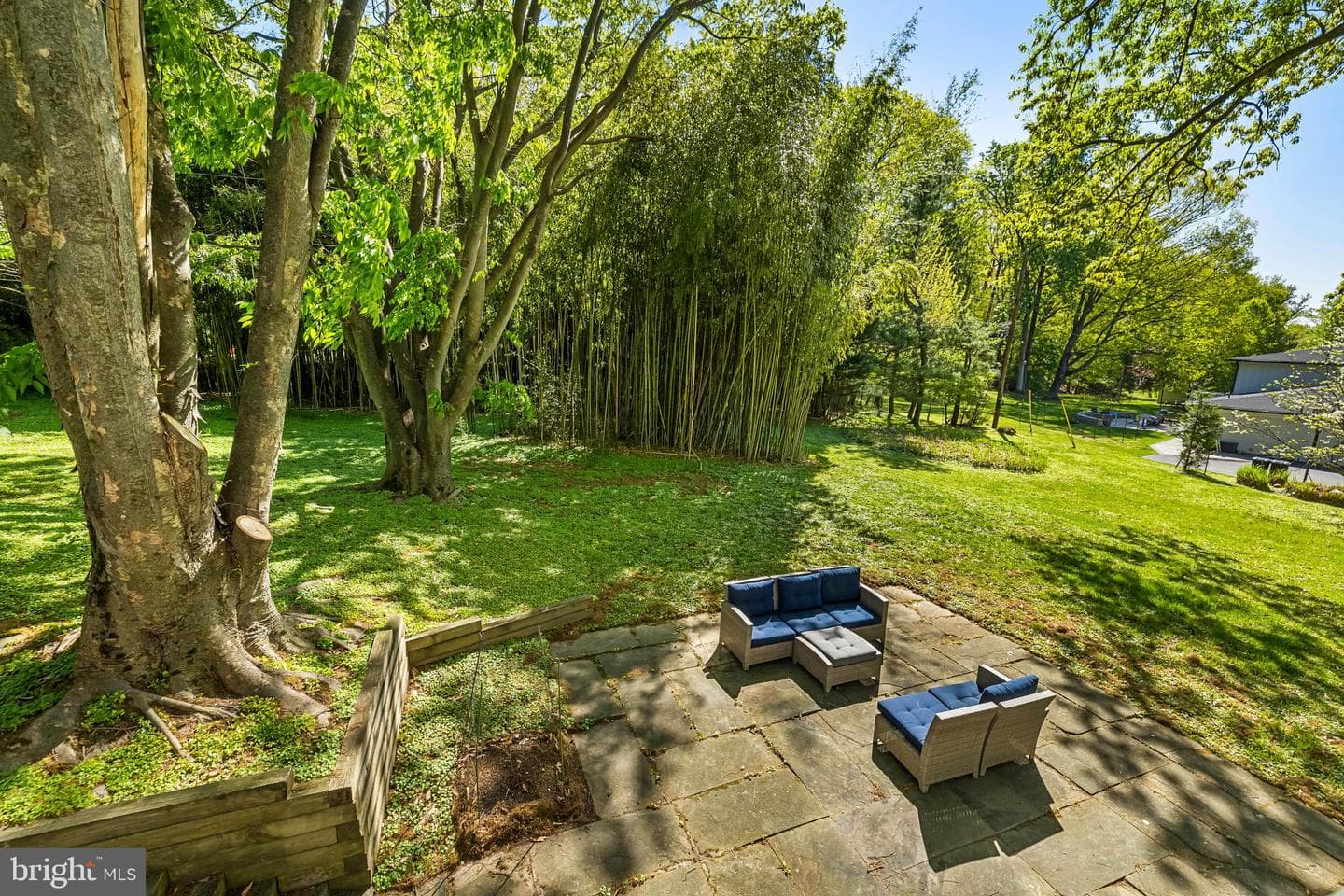 1 Springbriar Lane photo 27